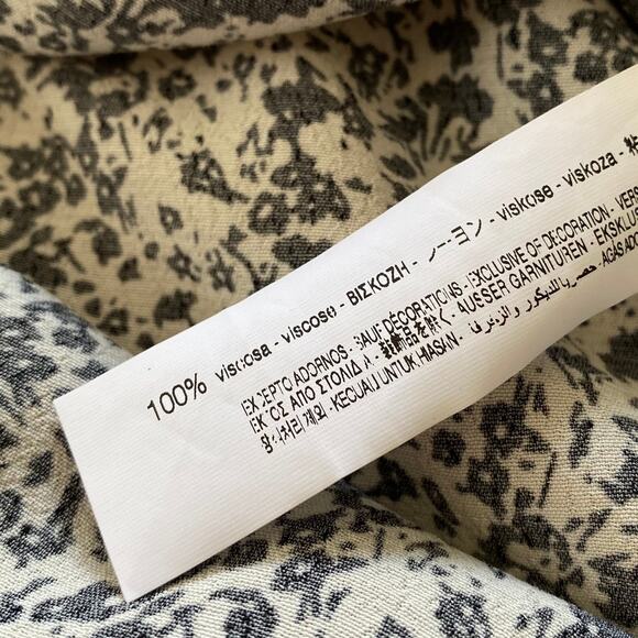 Zara Plunge V-Neck Tunic Sleeveless Top Lace Trim Black and Cream Size 8 - Picture 4 of 6